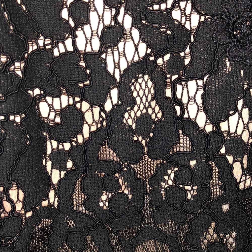 Hi-Low black lace dress with nude mesh - Picture 6 of 6